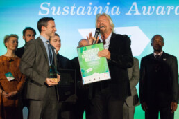 Branson hands out Sustainia Award